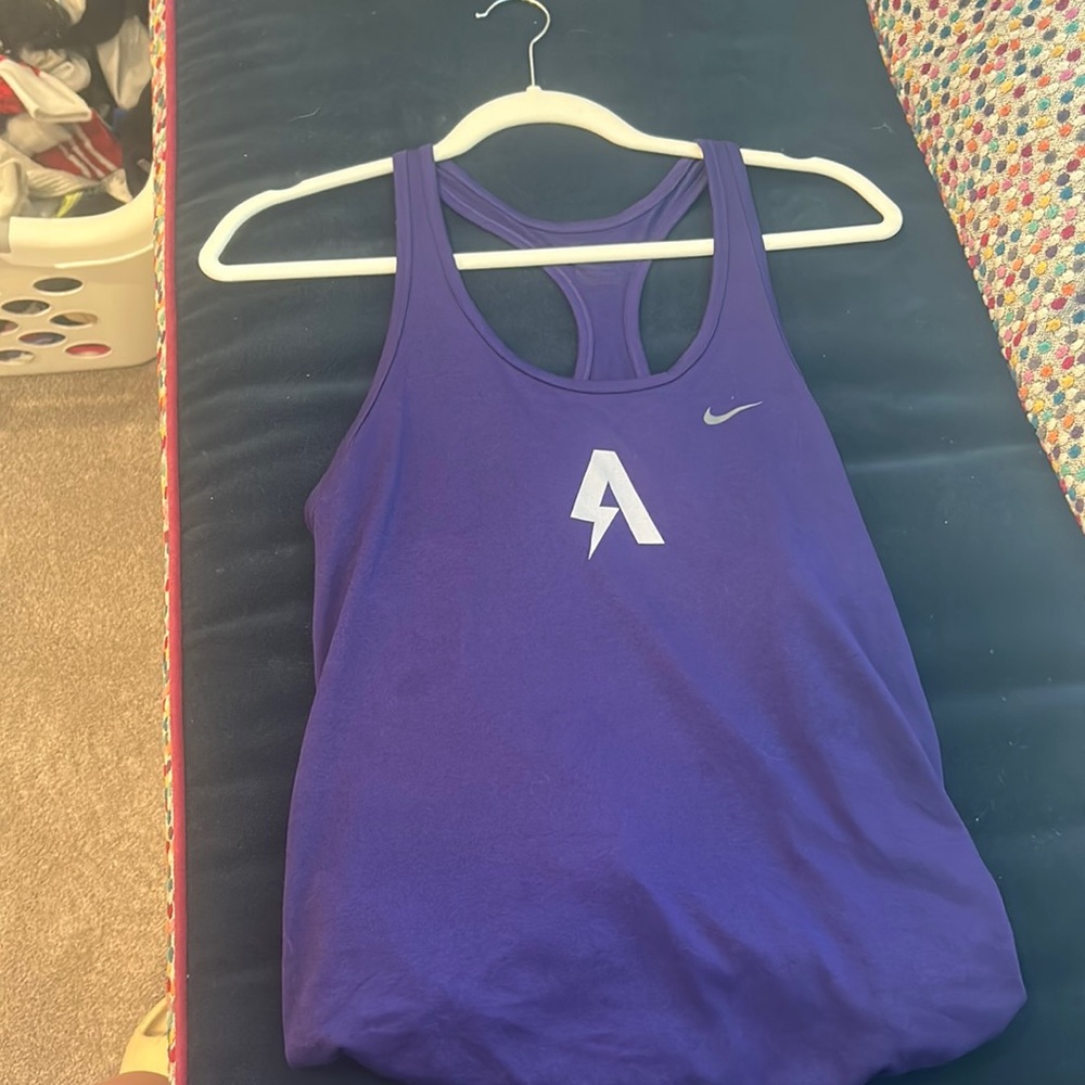 workout tank top